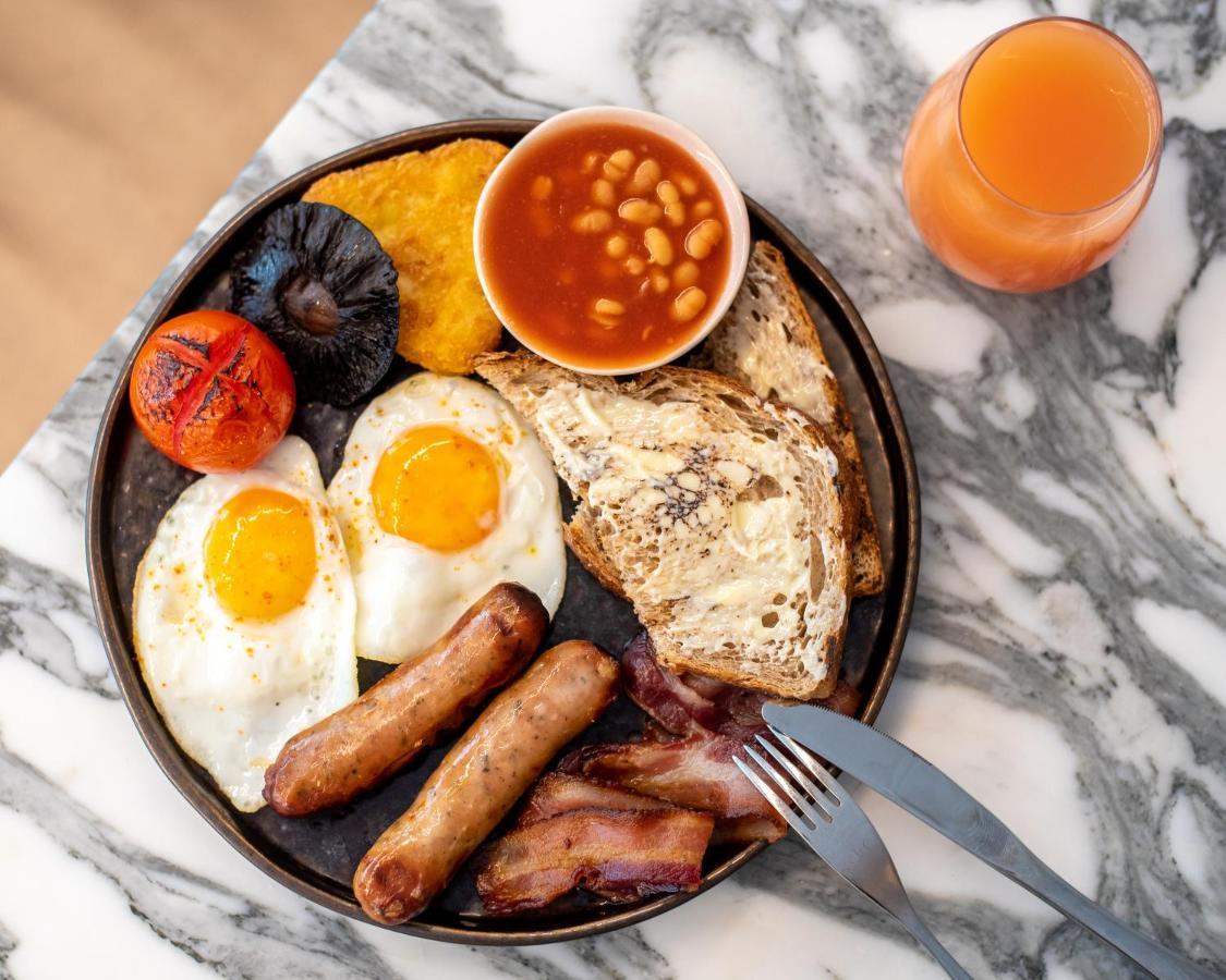 Sanderson London Ngoại thất bức ảnh English breakfast